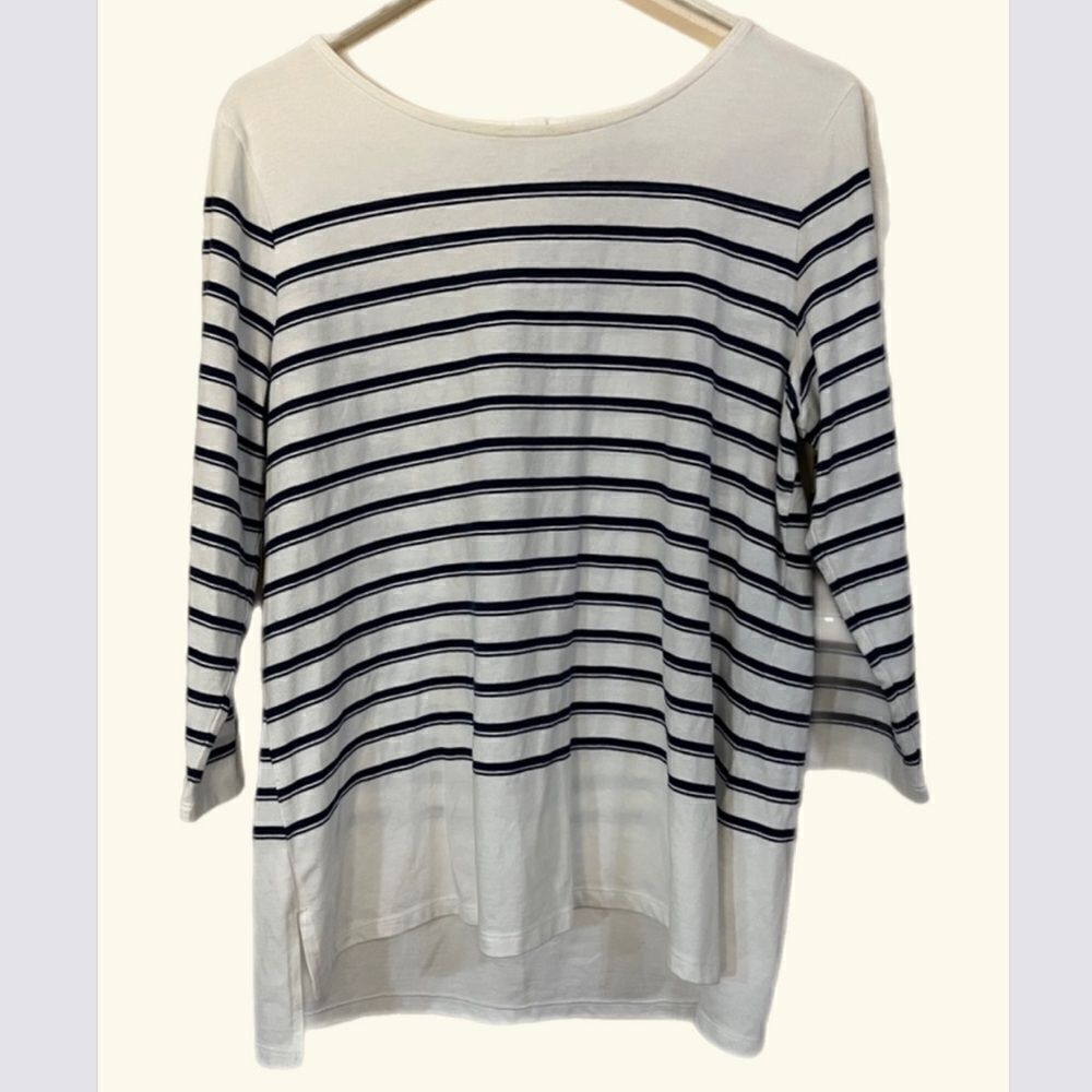 Liz Claiborne Nautica Stripped 3/4 Sleeve Flowy Top. Size XL.